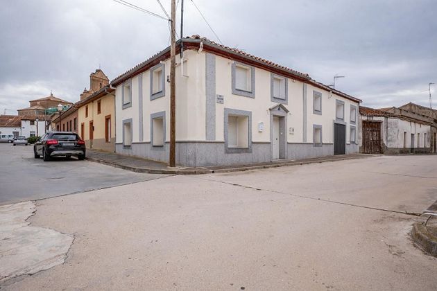 Foto 2 de Casa en venda a Velayos de 5 habitacions amb garatge