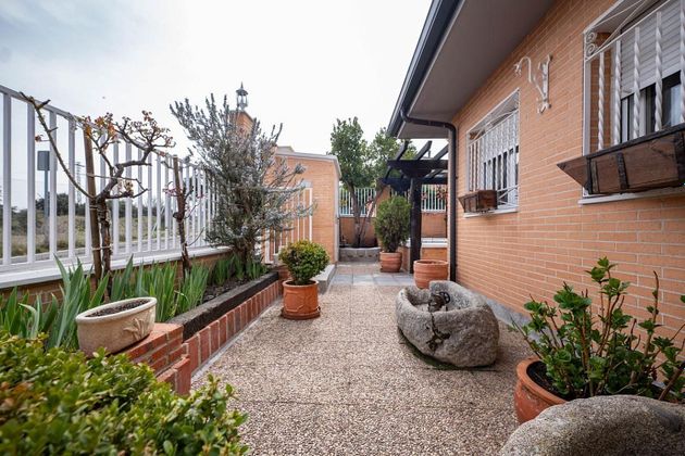 Foto 2 de Xalet en venda a Polígono - Carrefour de 3 habitacions amb terrassa i garatge