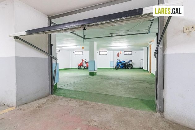 Foto 1 de Alquiler de garaje en Cangas de 100 m²