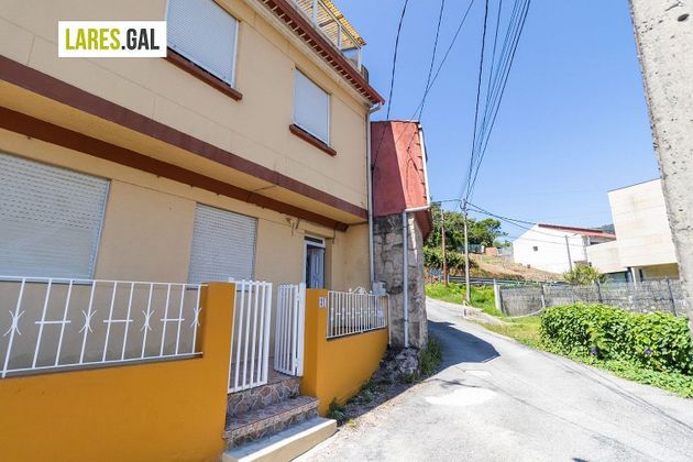 Foto 2 de Casa en venda a Moaña de 3 habitacions amb terrassa