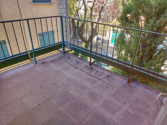 Foto 2 de Pis en venda a Abantos - Carmelitas de 4 habitacions amb terrassa i piscina