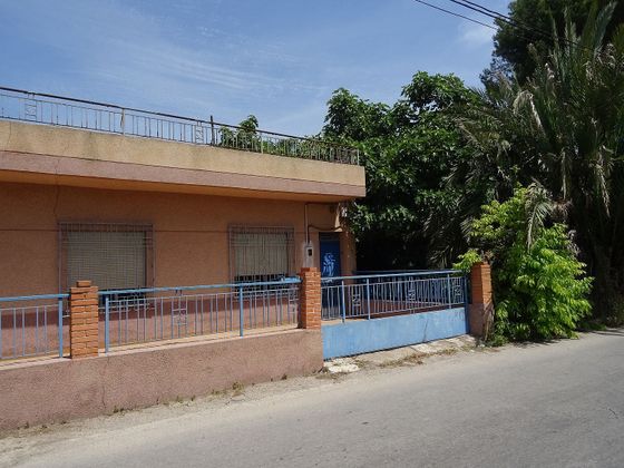 Foto 2 de Venta de casa adosada en Juan Carlos I de 4 habitaciones con terraza y jardín