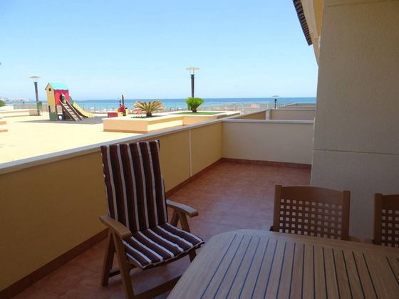 Foto 2 de Pis en lloguer a Playa del Esparto-Veneziola de 2 habitacions amb terrassa i piscina