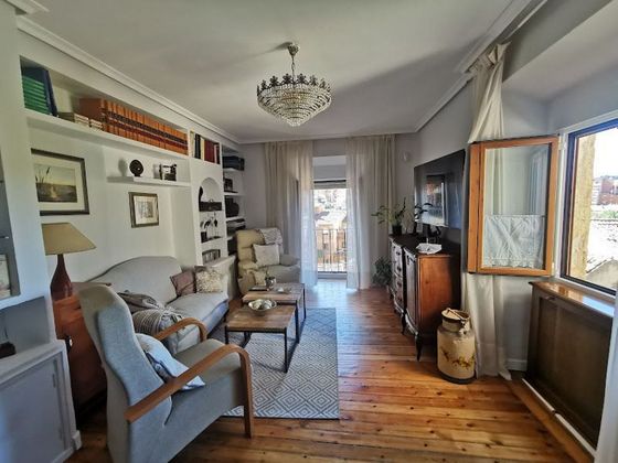 Foto 1 de Piso en alquiler en Centro - Segovia de 3 habitaciones con terraza y muebles