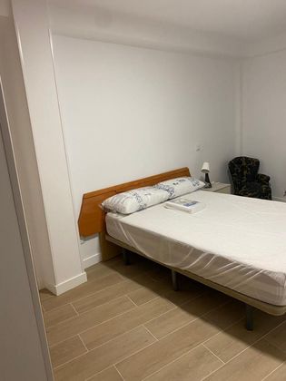Foto 1 de Piso en alquiler en Centro - Segovia de 3 habitaciones con muebles y calefacción
