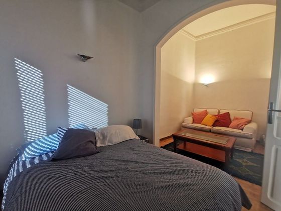 Foto 2 de Piso en alquiler en Centro - Segovia de 3 habitaciones con muebles y balcón