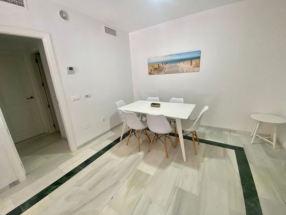 Foto 2 de Pis en lloguer a calle Elviria Playa de 2 habitacions amb terrassa i piscina