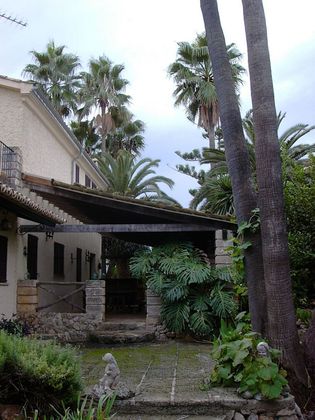 Foto 2 de Casa rural en venda a Zona periurbana de 4 habitacions amb terrassa i piscina