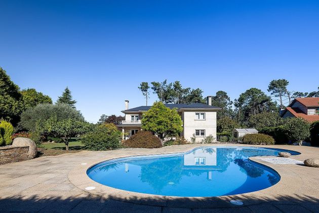 Foto 1 de Xalet en venda a Perillo de 5 habitacions amb terrassa i piscina