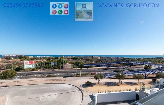 Foto 1 de Dúplex en venda a avenida Pais Valenciano de 3 habitacions amb terrassa i piscina