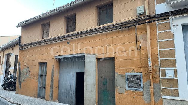 Foto 2 de Casa rural en venta en Ayuntamiento - El Salvador de 4 habitaciones con terraza y garaje
