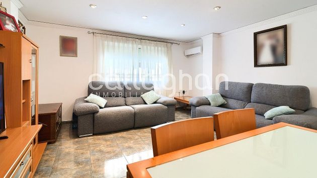 Foto 1 de Piso en venta en Alberic de 3 habitaciones con balcón y aire acondicionado
