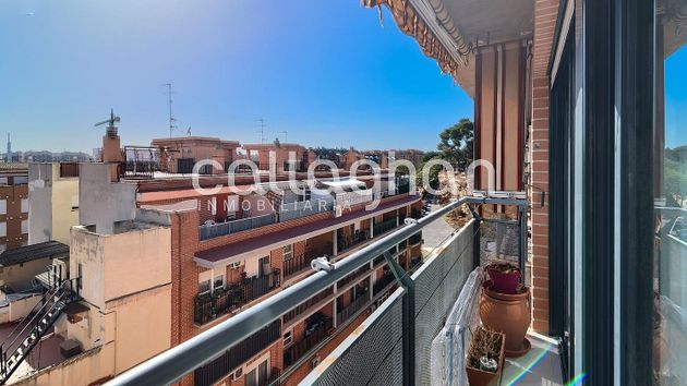 Foto 2 de Venta de piso en Casas Verdes - Ermita de 4 habitaciones con terraza y balcón