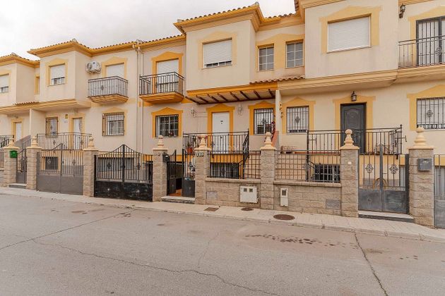 Foto 2 de Casa en venta en calle Doctor Palomo Crespo de 3 habitaciones con terraza y piscina