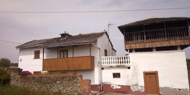 Foto 2 de Casa en venda a Valdés de 3 habitacions i 120 m²