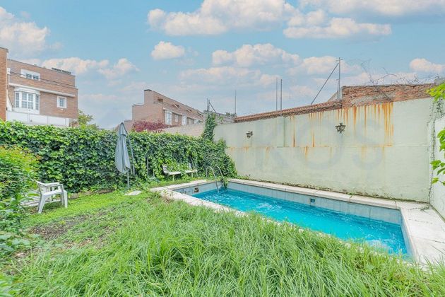 Foto 2 de Casa adossada en venda a Salvador de 5 habitacions amb terrassa i piscina