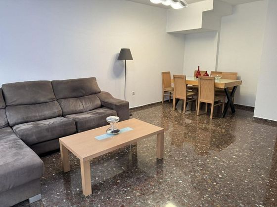 Foto 2 de Dúplex en venda a calle De Ribelles Comín de 3 habitacions amb garatge i balcó