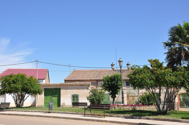 Foto 2 de Casa en venda a Aspariegos de 5 habitacions amb calefacció