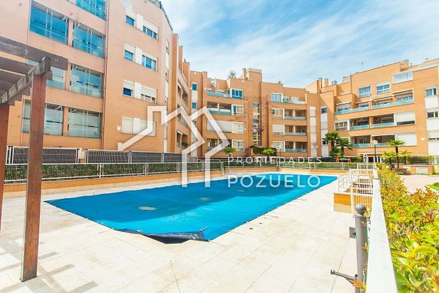 Foto 1 de Pis en venda a Arroyo de la Vega de 3 habitacions amb terrassa i piscina