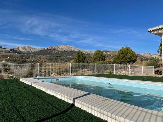 Foto 2 de Xalet en venda a Colmenar de 3 habitacions amb terrassa i piscina