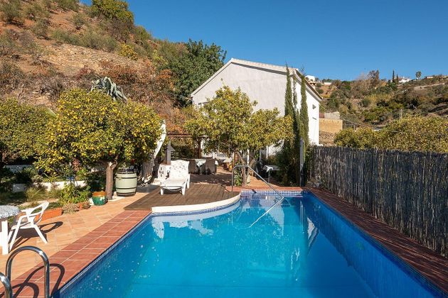 Foto 2 de Casa rural en venda a Tolox de 3 habitacions amb terrassa i piscina