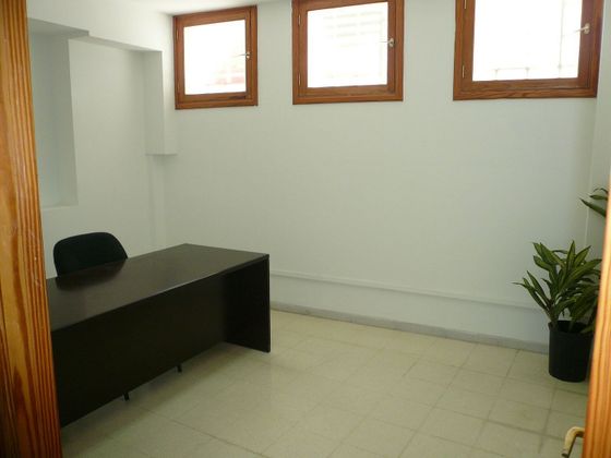 Foto 1 de Alquiler de oficina en Vegueta de 89 m²