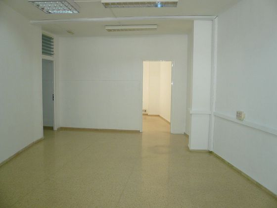 Foto 2 de Oficina en alquiler en Arenales - Lugo - Avenida Marítima de 120 m²