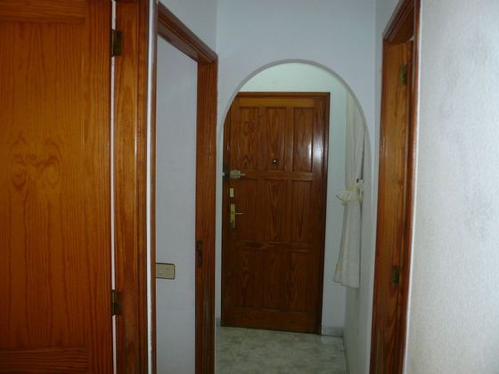 Foto 2 de Piso en venta en Santa Catalina - Canteras de 3 habitaciones con muebles y ascensor