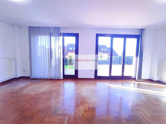 Foto 2 de Casa en venda a Parque del Oeste - Olivares de 6 habitacions amb terrassa i garatge