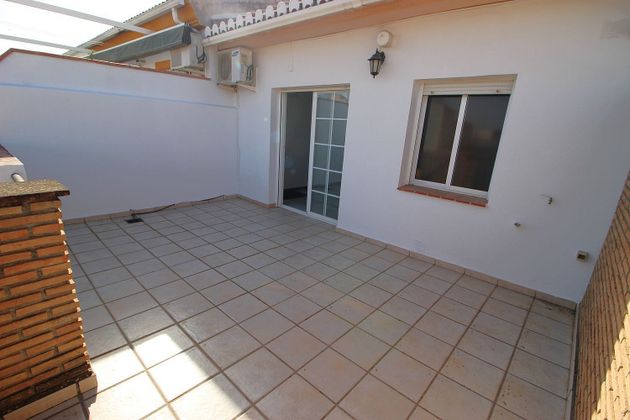 Foto 1 de Ático en venta en calle Santa Lucía de 2 habitaciones con terraza y garaje