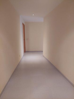 Foto 2 de Alquiler de piso en Cas Capiscol de 3 habitaciones con garaje y aire acondicionado