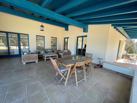 Foto 2 de Chalet en alquiler en Ciudalcampo de 5 habitaciones con terraza y piscina
