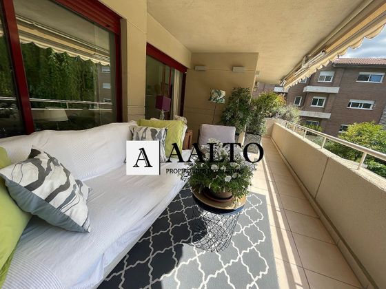 Foto 2 de Alquiler de piso en El Soto de la Moraleja de 2 habitaciones con terraza y piscina