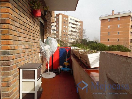 Foto 1 de Pis en venda a Butarque de 3 habitacions amb terrassa i balcó