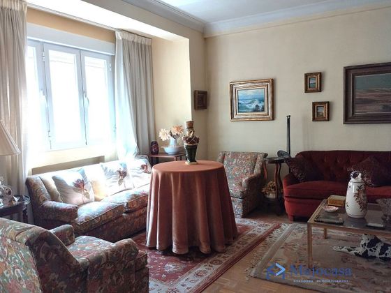 Foto 2 de Pis en venda a Trafalgar de 3 habitacions amb terrassa i calefacció