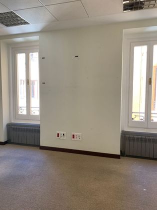 Foto 1 de Oficina en alquiler en Recoletos con aire acondicionado y calefacción