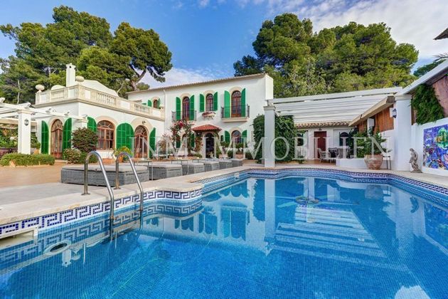 Foto 1 de Xalet en venda a Génova de 5 habitacions amb terrassa i piscina