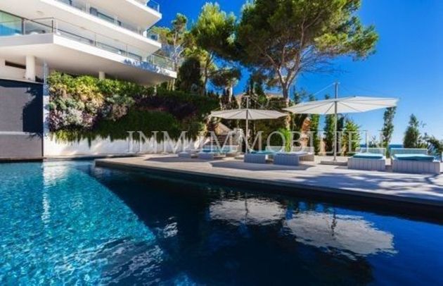 Foto 1 de Chalet en venta en Es Camp de Mar de 9 habitaciones con terraza y piscina