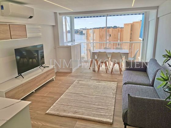 Foto 1 de Venta de piso en Magaluf de 1 habitación con terraza y garaje