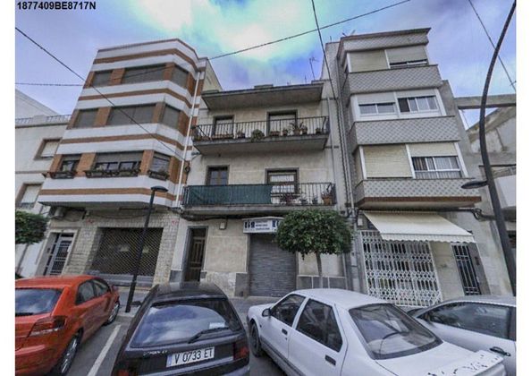 Foto 1 de Edifici en venda a avenida Cataluña de 153 m²