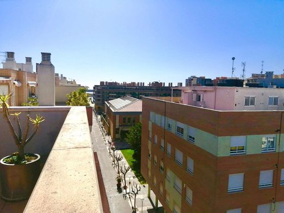 Foto 1 de Venta de ático en calle Hernán Cortés de 3 habitaciones con terraza y garaje