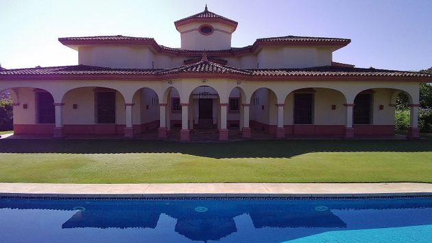 Foto 2 de Xalet en venda a Sotogrande Alto de 7 habitacions amb piscina i jardí