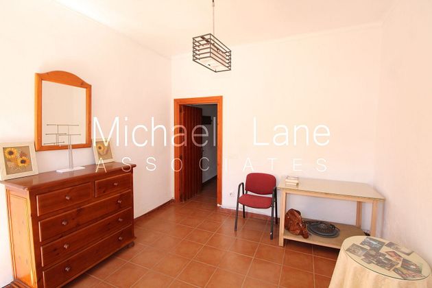 Foto 2 de Casa adossada en venda a Jimena de la Frontera de 2 habitacions amb terrassa