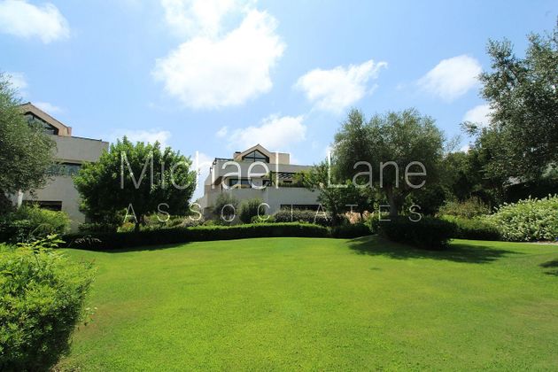 Foto 1 de Àtic en venda a Sotogrande Alto de 2 habitacions amb terrassa i piscina