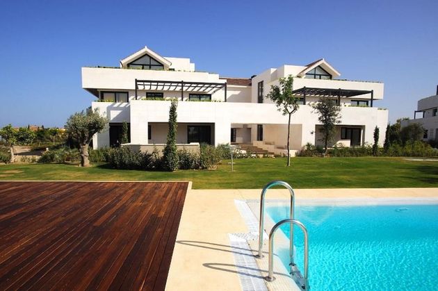 Foto 1 de Àtic en venda a Sotogrande Alto de 3 habitacions amb terrassa i piscina