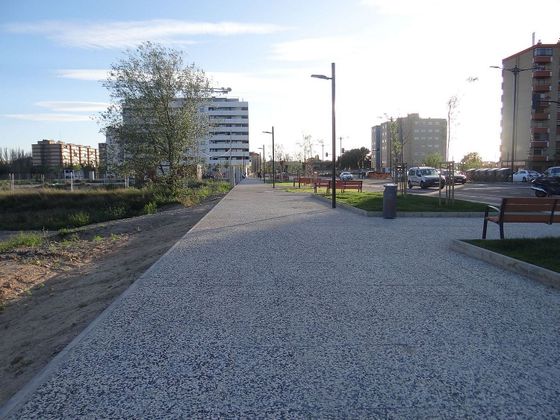 Foto 2 de Venta de terreno en avenida De Cataluña de 614 m²