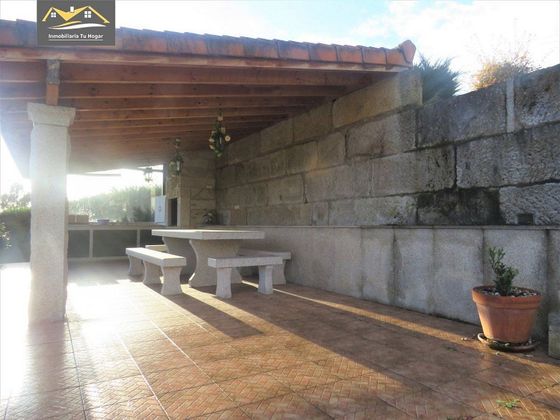 Foto 1 de Xalet en venda a San Cibrao das Viñas de 6 habitacions amb terrassa i piscina