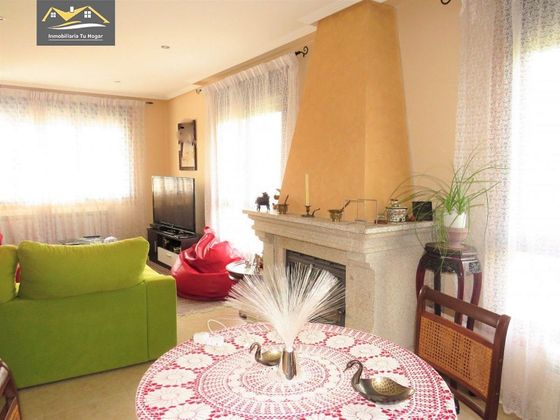 Foto 2 de Xalet en venda a Amoeiro de 3 habitacions amb terrassa i garatge