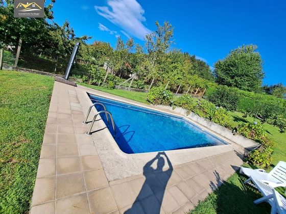 Foto 2 de Xalet en venda a Gomesende de 4 habitacions amb piscina i garatge