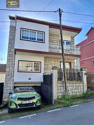 Foto 2 de Xalet en venda a A Carballeira de 5 habitacions amb terrassa i garatge